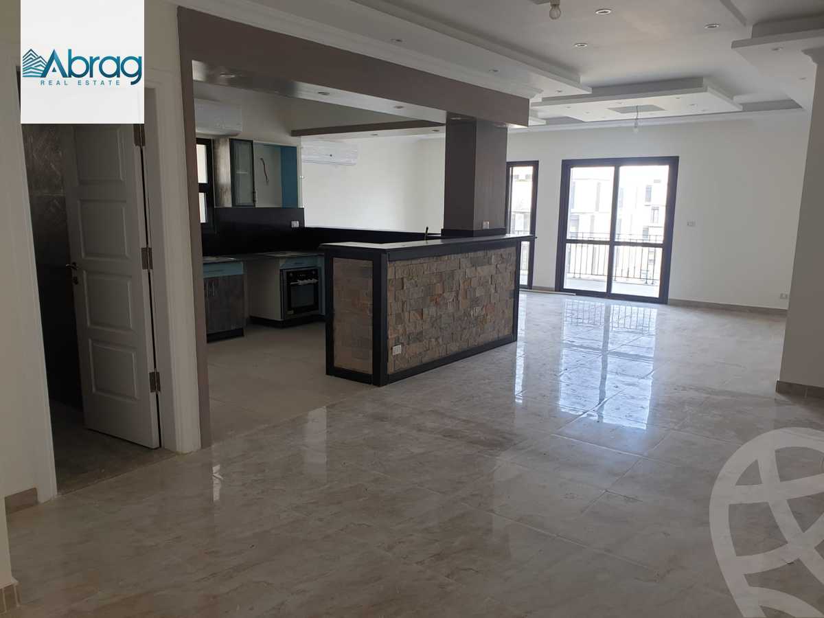https://aqarmap.com.eg/ar/listing/4276936-for-sale-cairo-el-sheikh-zayed-city-compounds-in-sheikh-zayed-the-courtyard
