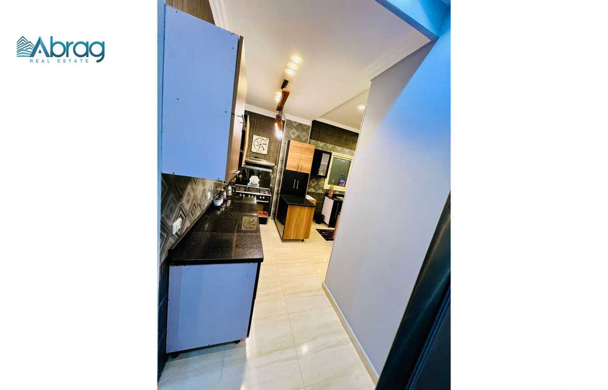 https://aqarmap.com.eg/en/listing/5245509-for-sale-cairo-el-sheikh-zayed-city-compounds-zayed-heights-compound