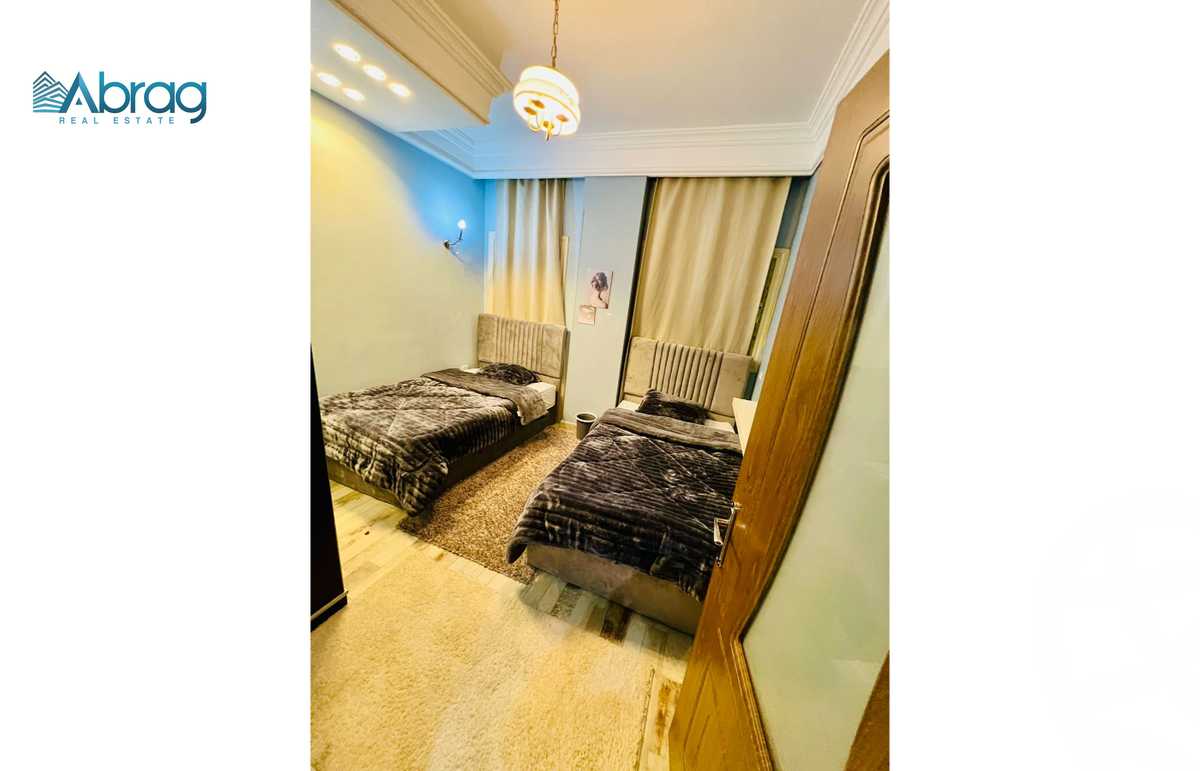 https://aqarmap.com.eg/en/listing/5245509-for-sale-cairo-el-sheikh-zayed-city-compounds-zayed-heights-compound