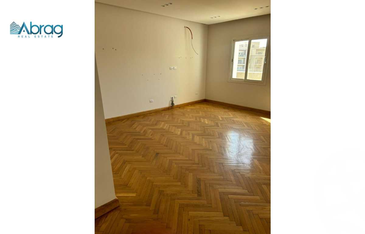 https://aqarmap.com.eg/en/listing/5578817-for-sale-cairo-6th-of-october-compounds-october-plaza