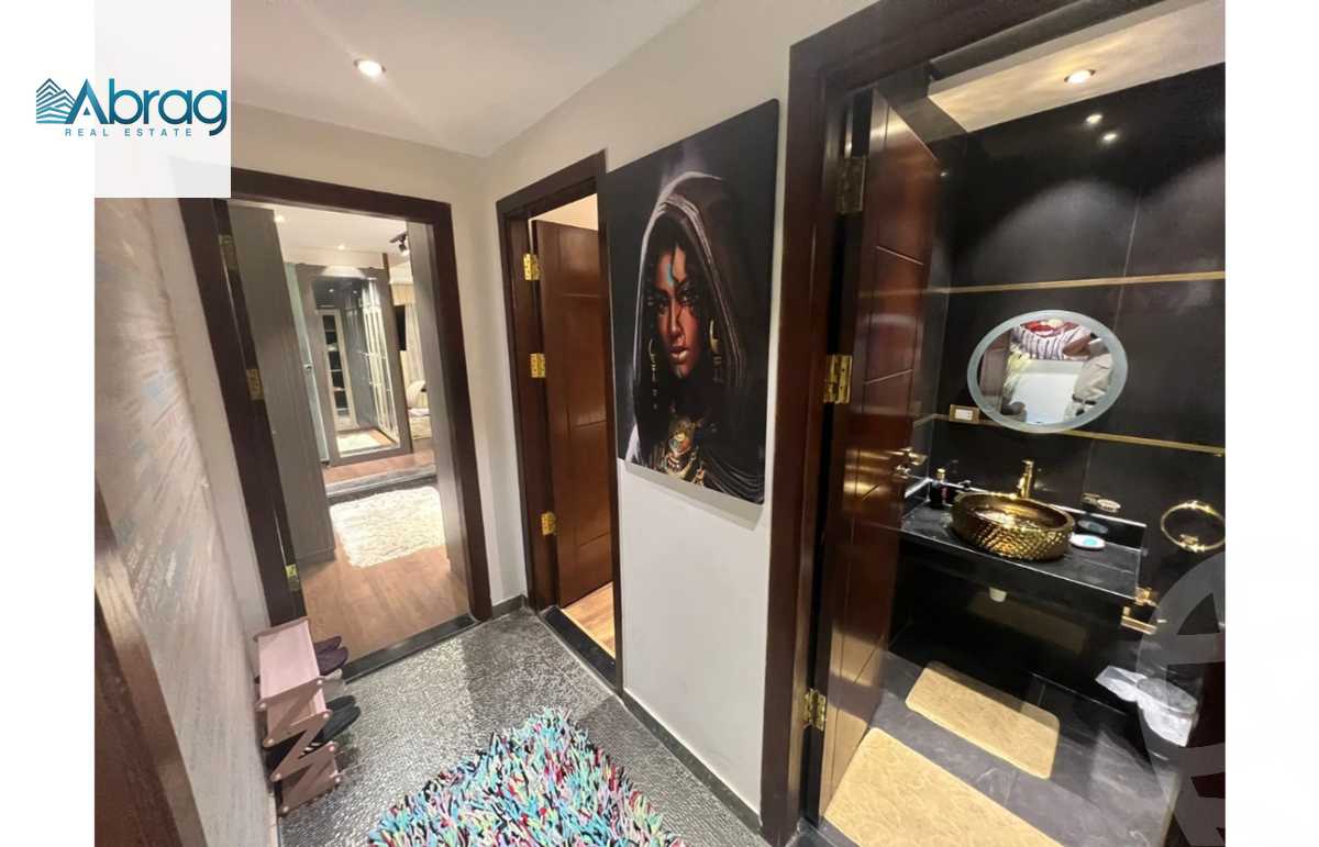 https://aqarmap.com.eg/en/listing/5646453-for-sale-cairo-el-sheikh-zayed-city-compounds-kmbwnd-ljwmn