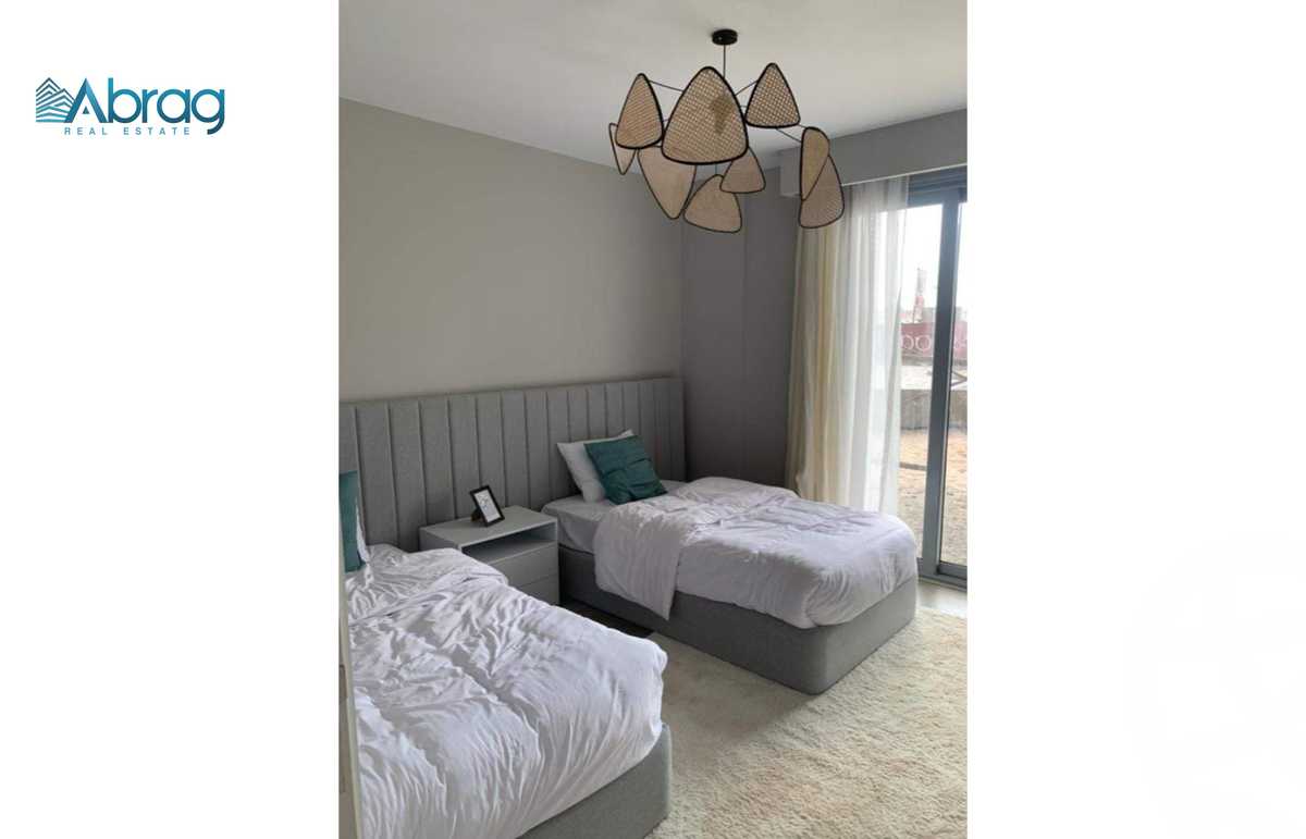 https://aqarmap.com.eg/ar/listing/5674684-for-sale-cairo-el-sheikh-zayed-city-compounds-kmbwnd-fyldj-wyst-dr-llttwyr