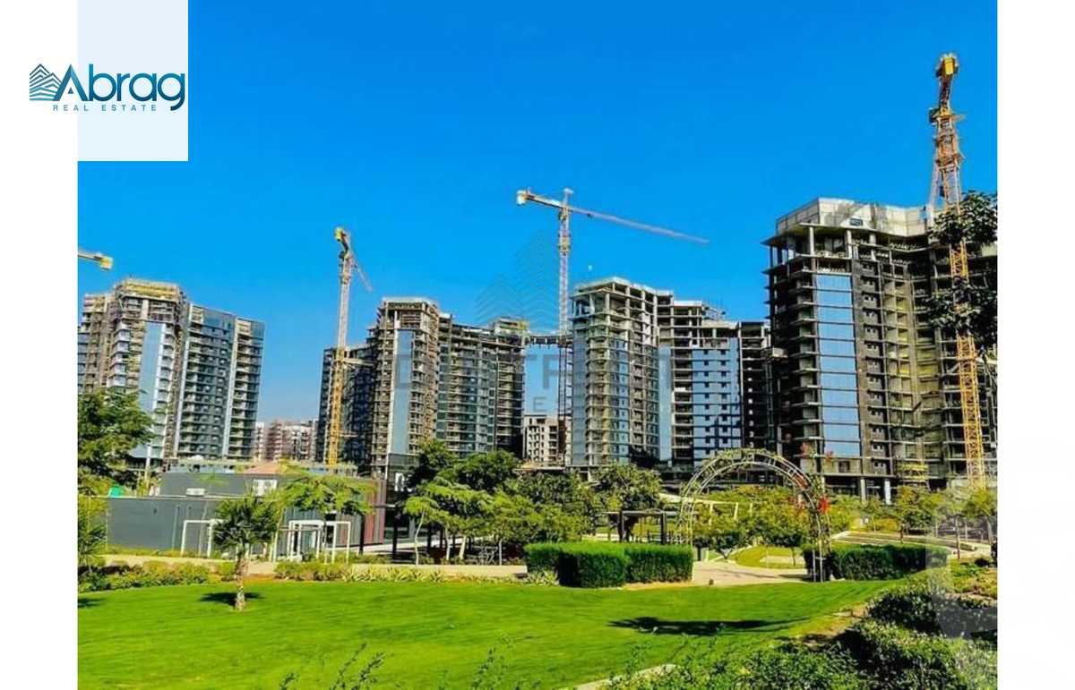 https://aqarmap.com.eg/ar/listing/5736834-for-sale-cairo-el-sheikh-zayed-city-compounds-zyd-wr-llttwyr-the-village-views