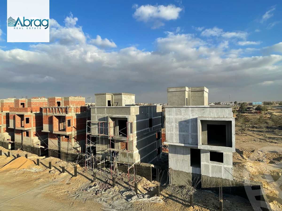 https://aqarmap.com.eg/ar/listing/5741553-for-sale-cairo-el-sheikh-zayed-city-lshykh-zyd-ljdyd-zayed-greens-3-compound-location