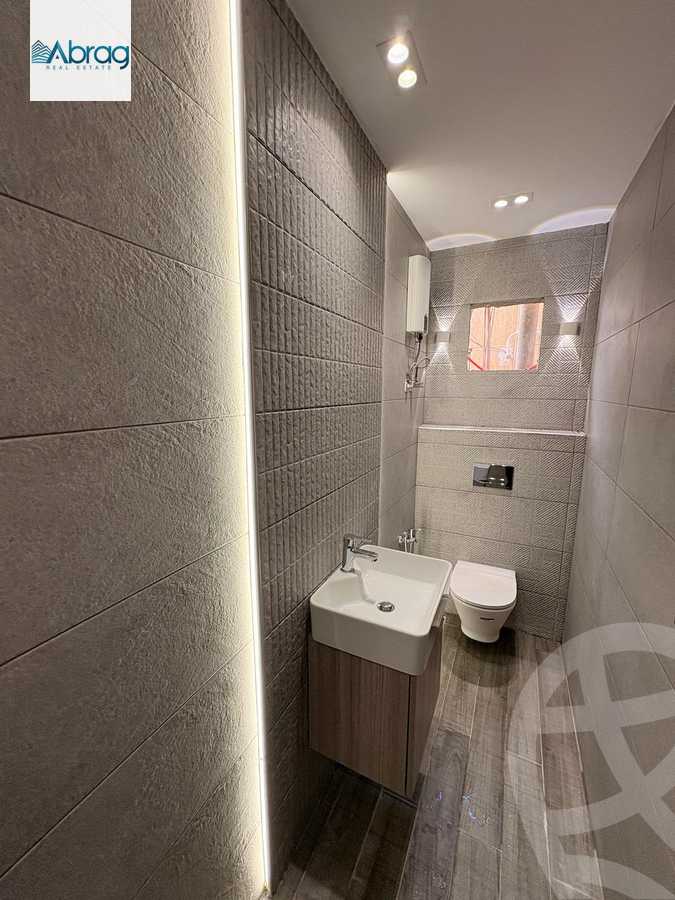 https://aqarmap.com.eg/en/listing/5758607-for-sale-cairo-el-sheikh-zayed-city-compounds-el-khamayel