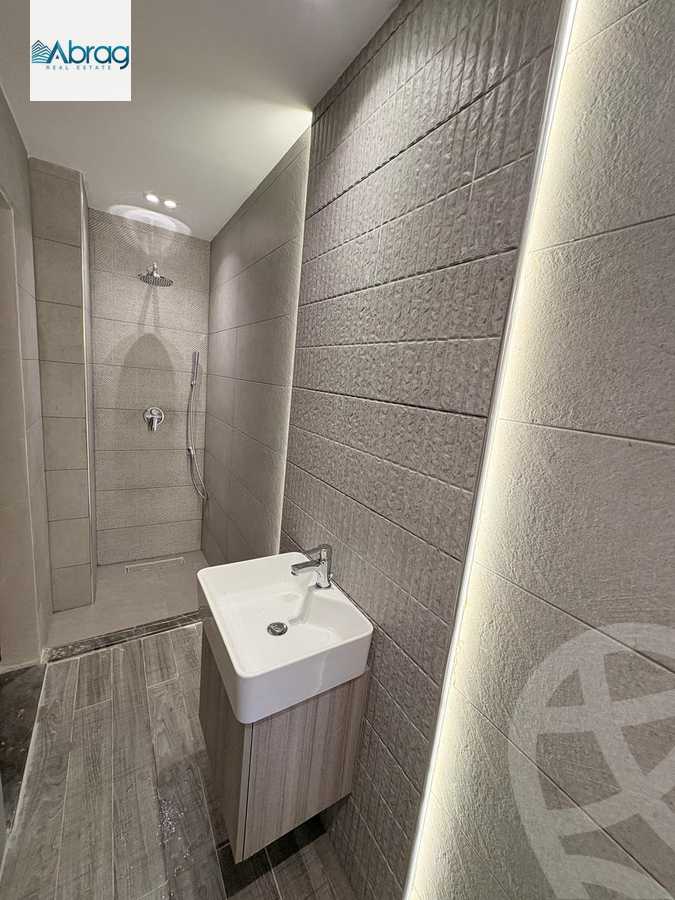 https://aqarmap.com.eg/en/listing/5758607-for-sale-cairo-el-sheikh-zayed-city-compounds-el-khamayel