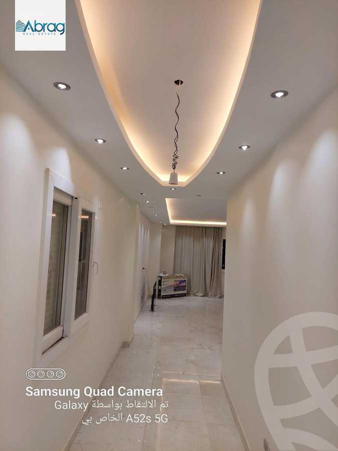 https://aqarmap.com.eg/en/listing/5867118-for-sale-cairo-el-sheikh-zayed-city-compounds-zayed-regency