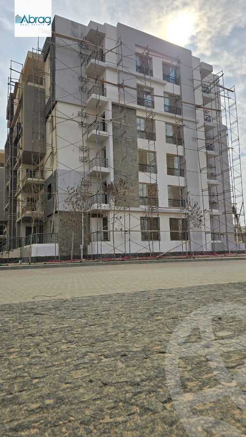 https://aqarmap.com.eg/en/listing/5877454-for-sale-cairo-el-sheikh-zayed-city-lshykh-zyd-ljdyd-west-view-residence-hdp