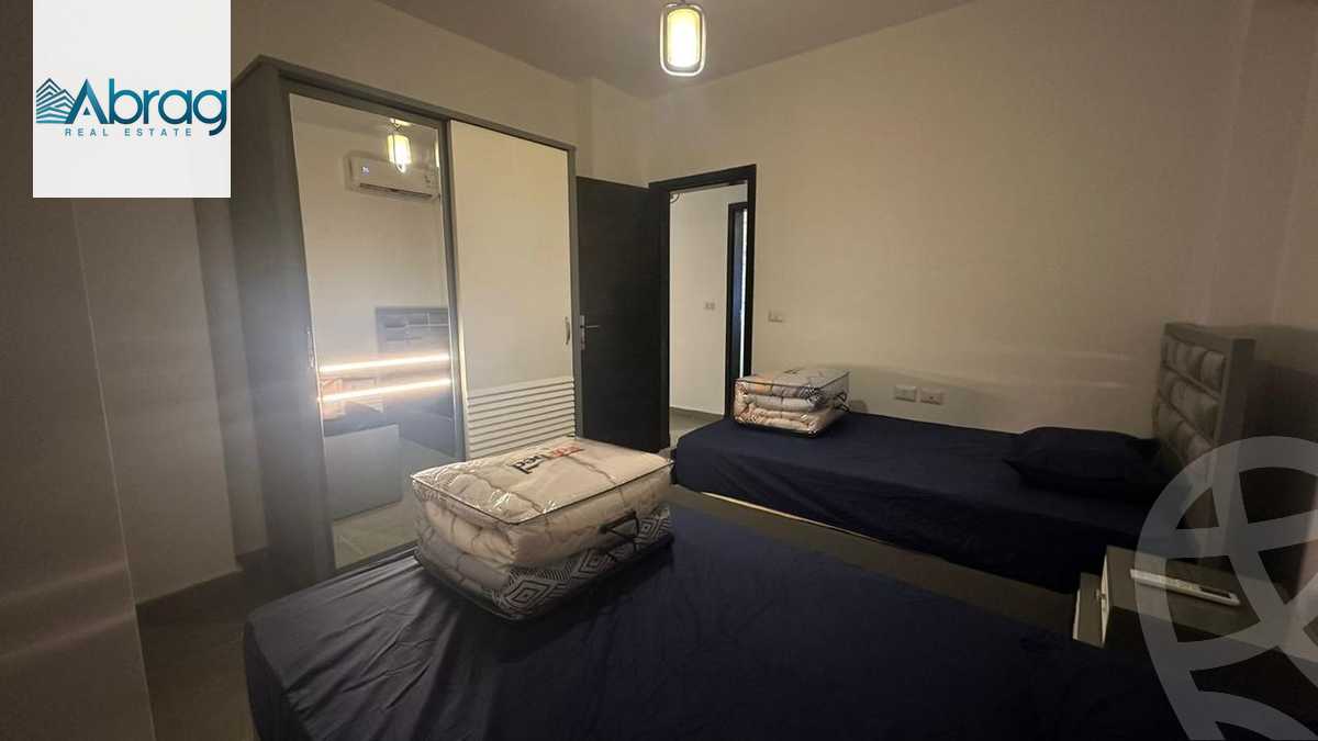 https://aqarmap.com.eg/en/listing/5946985-for-sale-cairo-el-sheikh-zayed-city-compounds-dh-drys