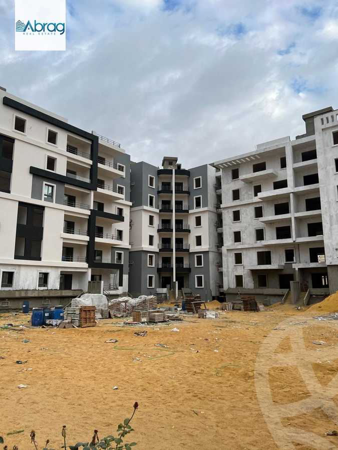 https://aqarmap.com.eg/ar/listing/6081985-for-sale-cairo-el-sheikh-zayed-city-compounds