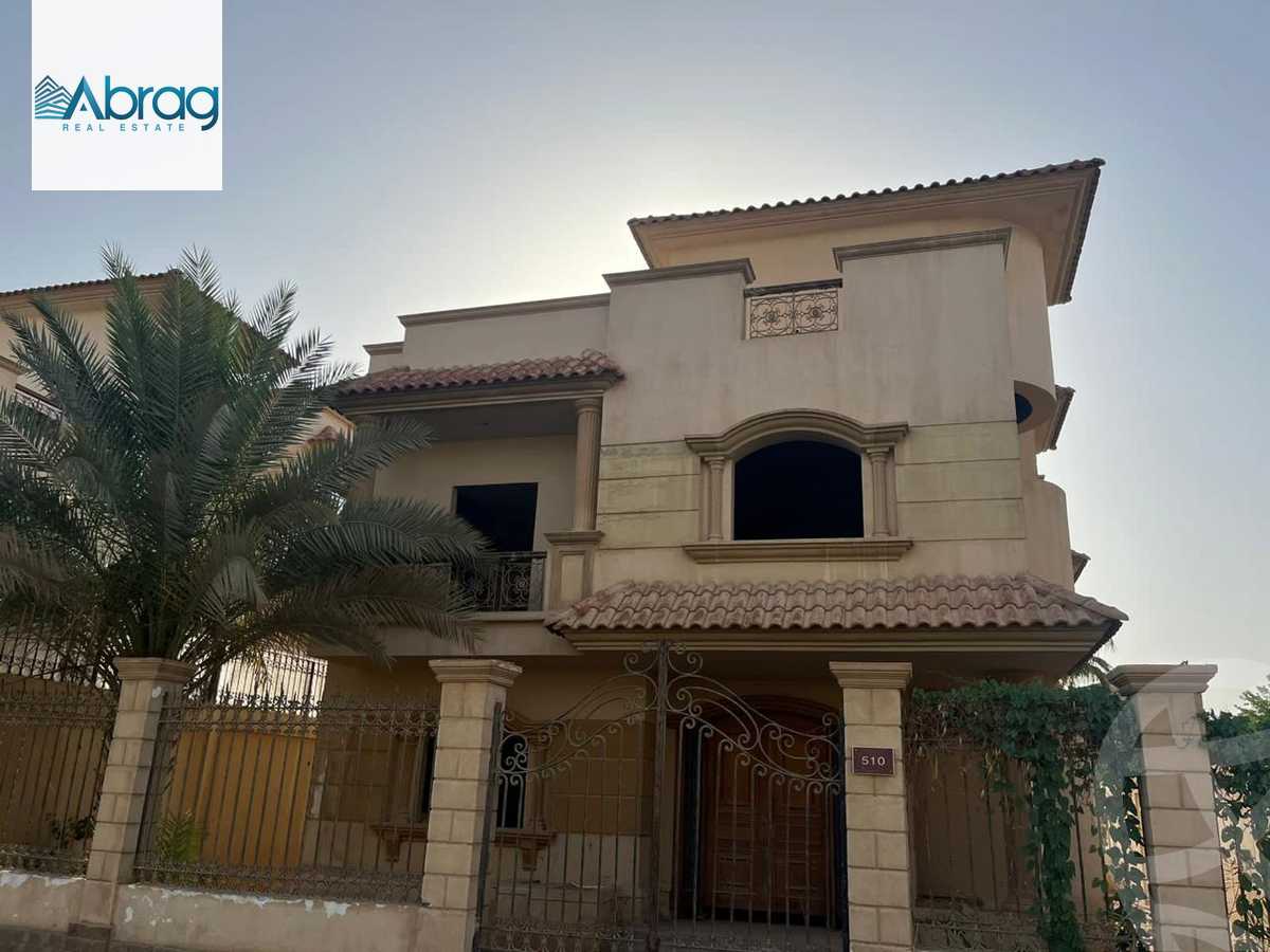 https://aqarmap.com.eg/en/listing/6228090-for-sale-cairo-el-sheikh-zayed-city-compounds-royal-city