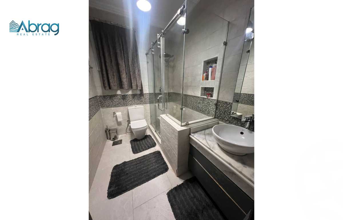 https://aqarmap.com.eg/en/listing/6396837-for-sale-cairo-el-sheikh-zayed-city-el-hay-elsabeaa-lhy-lsb