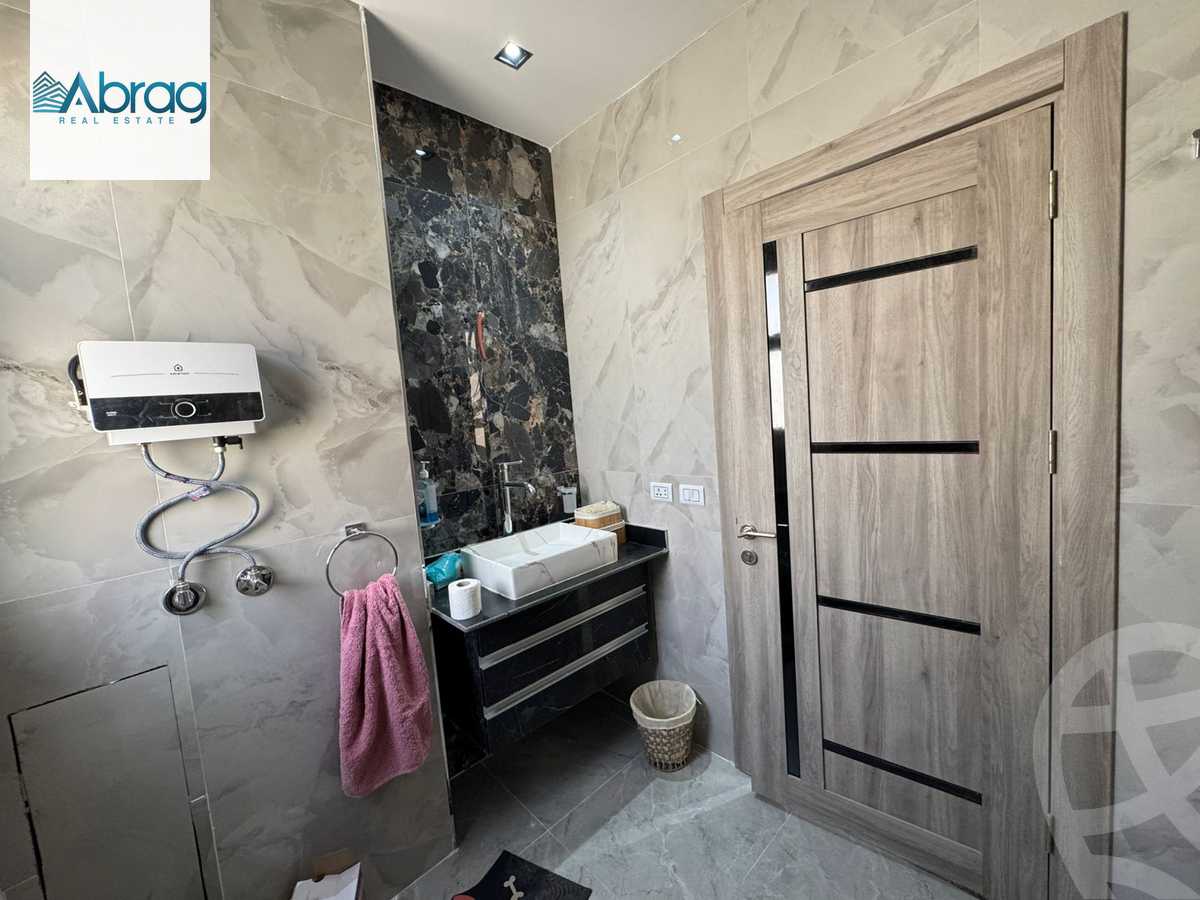 https://aqarmap.com.eg/en/listing/6420990-for-sale-cairo-6th-of-october-hadaeq-october-kmbwnd-fy-hdyq-ktwbr-badya-compound-palm-hills