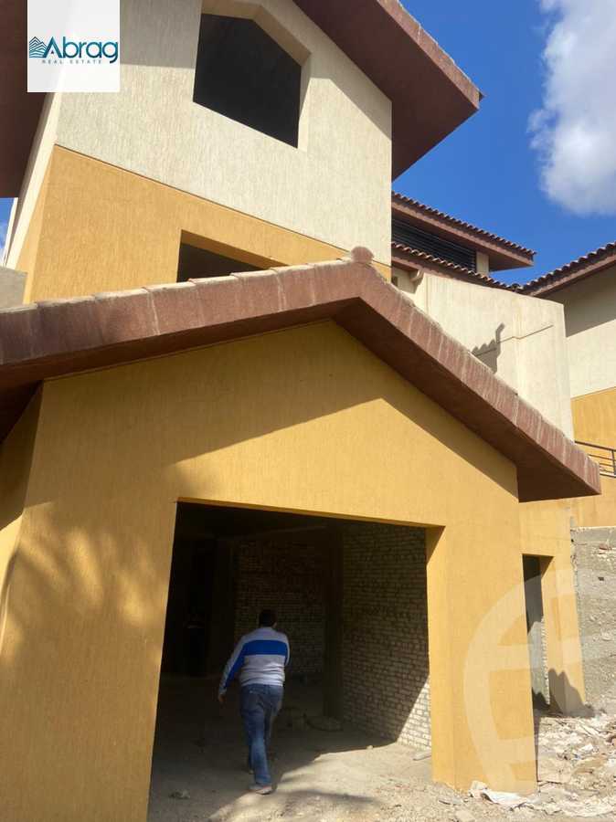 https://aqarmap.com.eg/en/listing/6421041-for-sale-cairo-el-sheikh-zayed-city-compounds-roaya-compound-zayed