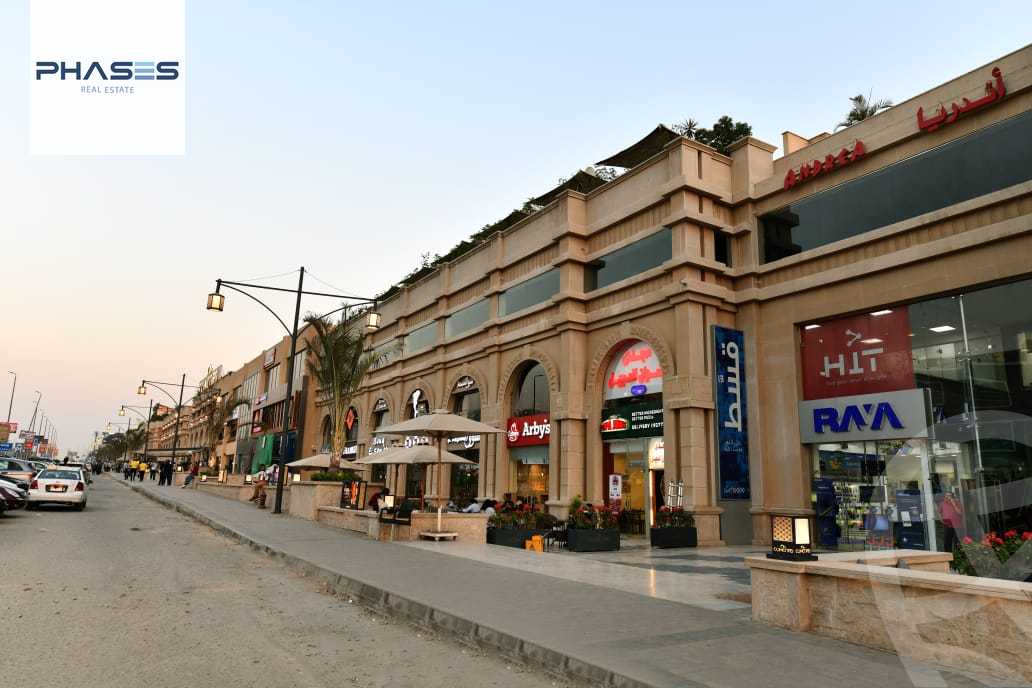 https://aqarmap.com.eg/ar/listing/3380201-for-rent-cairo-new-cairo-ltjm-lkhms-90th-street-90th:-between-mountain-view-roundabout-and-auc