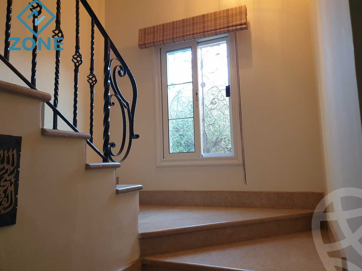 https://aqarmap.com.eg/en/listing/3870623-for-sale-cairo-new-cairo-madinaty-lmntq-lwl-fylt-talaat-mostafa-rd