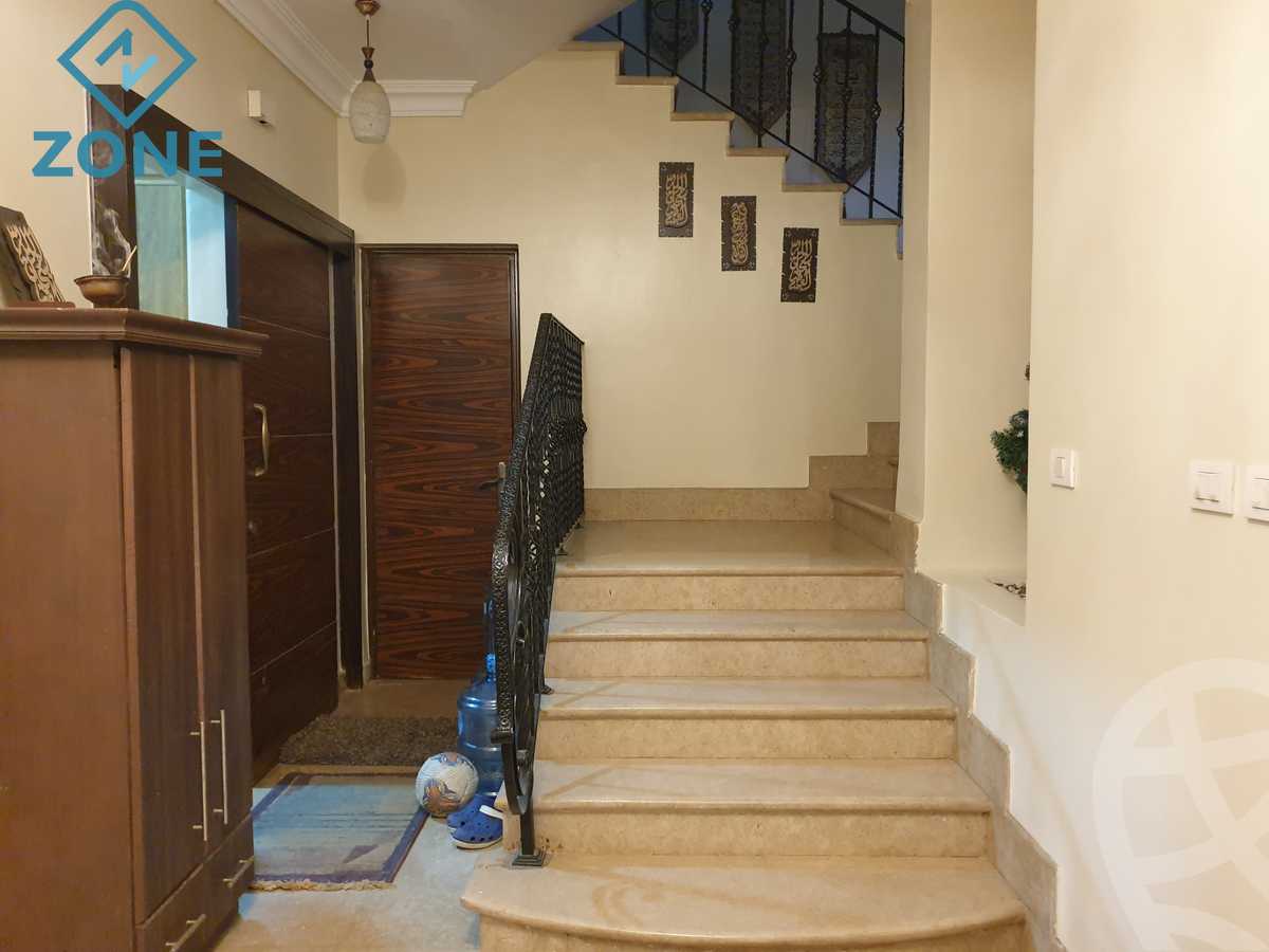 https://aqarmap.com.eg/en/listing/3870623-for-sale-cairo-new-cairo-madinaty-lmntq-lwl-fylt-talaat-mostafa-rd