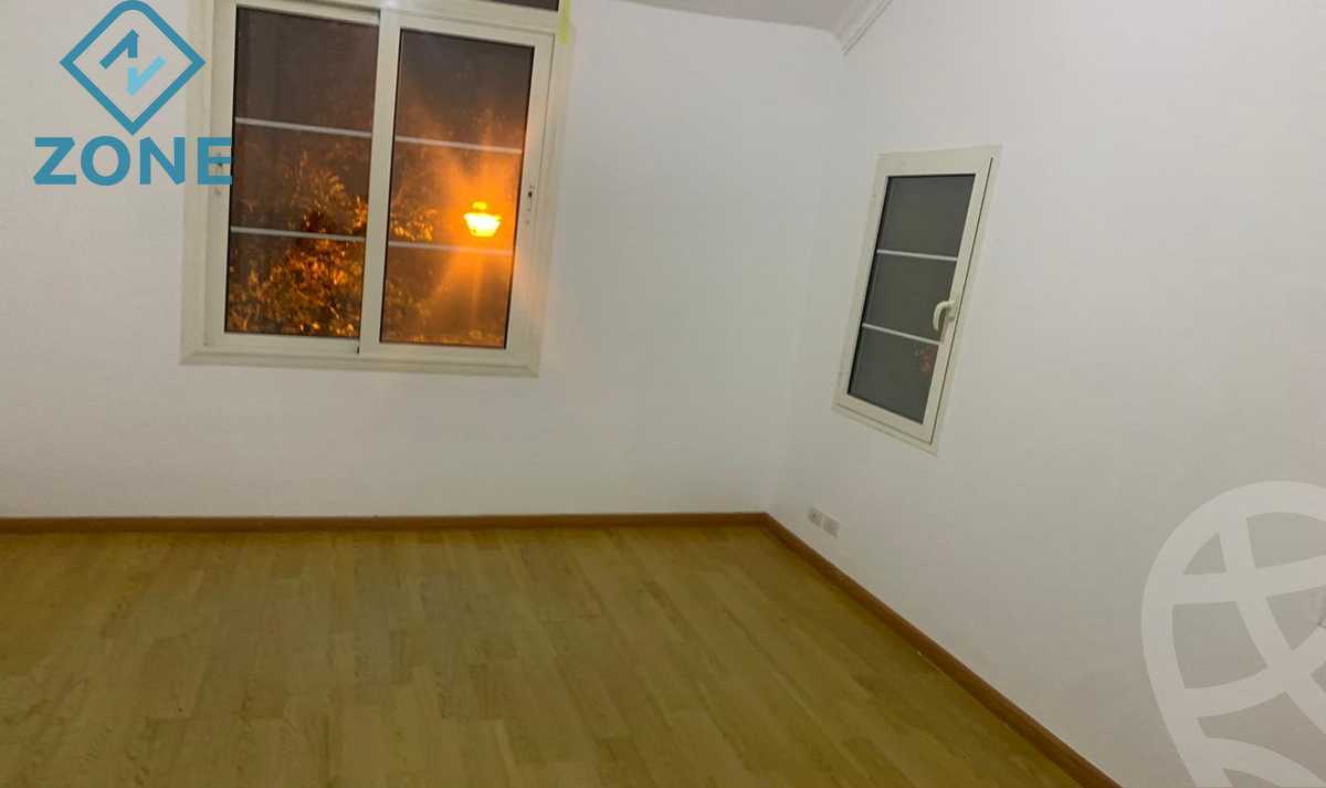 https://aqarmap.com.eg/ar/listing/3992807-for-rent-cairo-new-cairo-madinaty-lmntq-lwl-fylt-first-zone-villas