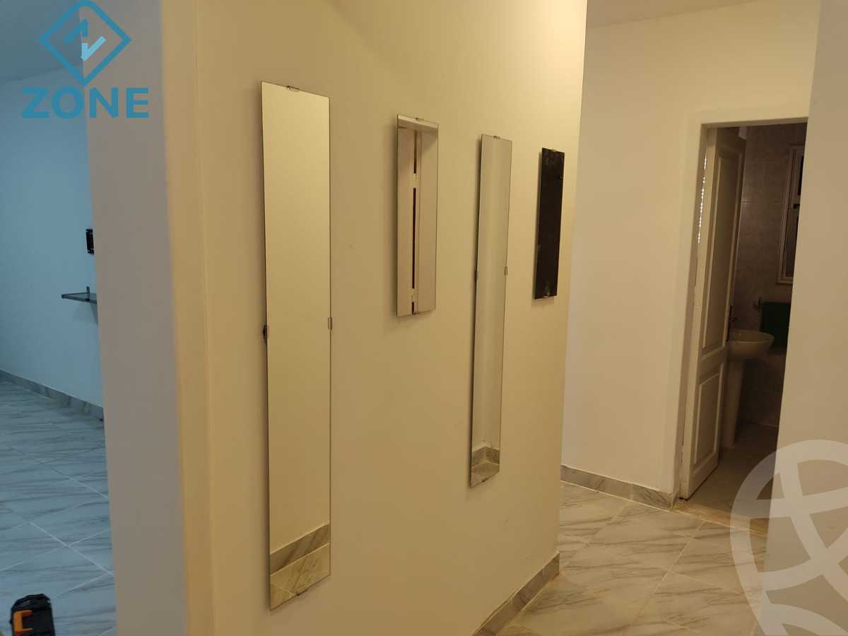 https://aqarmap.com.eg/ar/listing/4371170-for-sale-cairo-mdynty-second-zone-buildings-el-tawheed-mosque