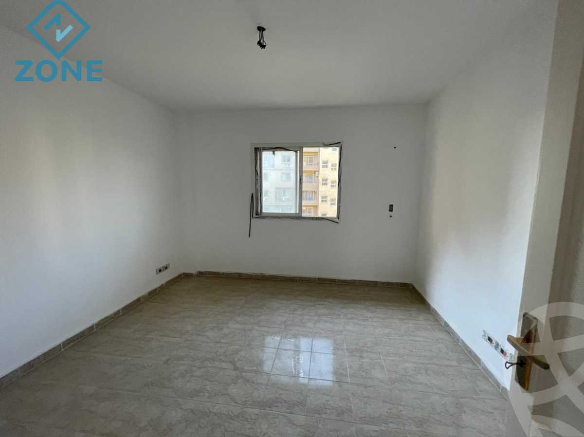 https://aqarmap.com.eg/ar/listing/4492152-for-sale-cairo-mdynty-sixth-zone-buildings-ragab-sons