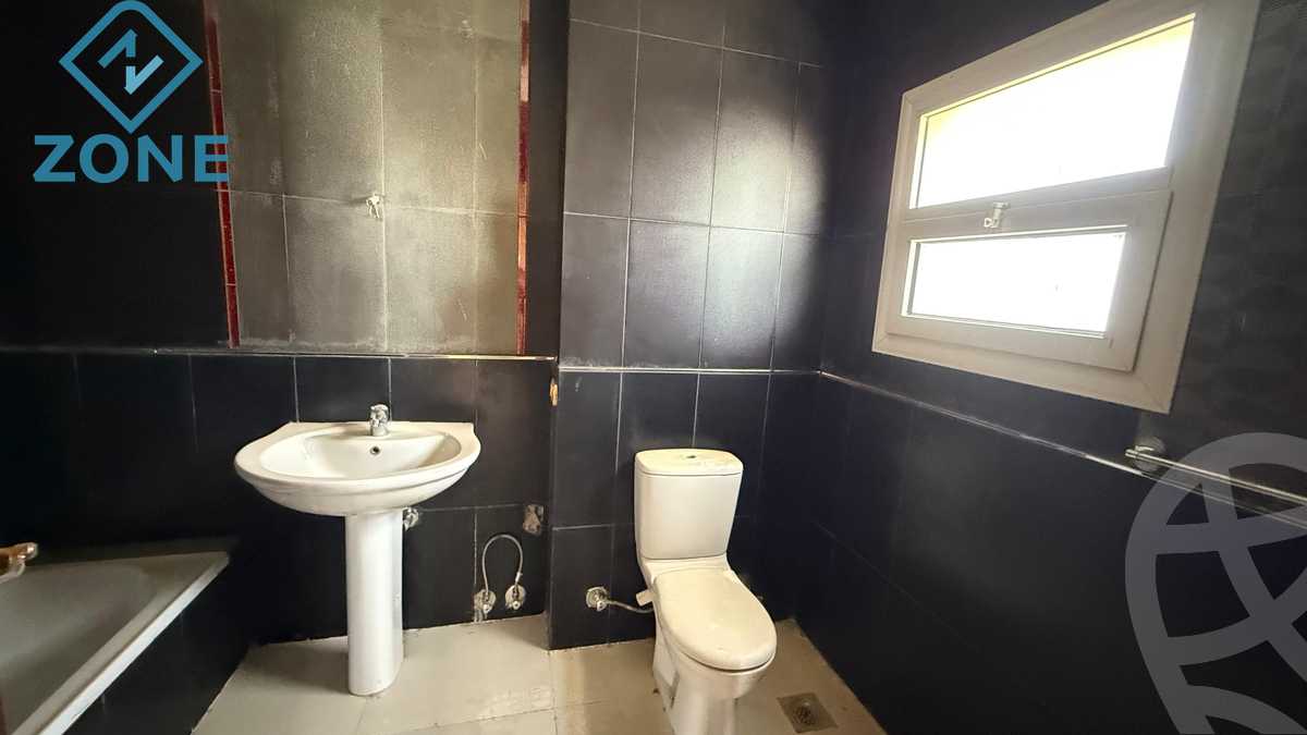 https://aqarmap.com.eg/en/listing/6018371-for-sale-cairo-new-cairo-madinaty-lmntq-lwl-fylt-madinaty-road