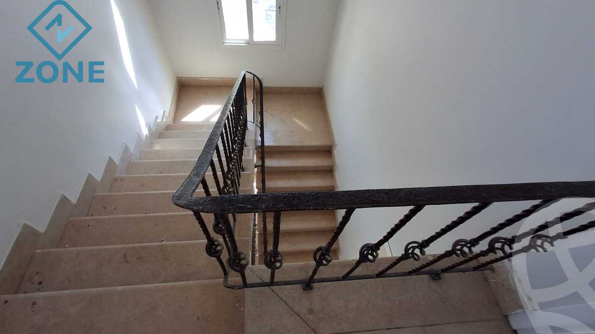 https://aqarmap.com.eg/en/listing/6021492-for-sale-cairo-new-cairo-madinaty-lmntq-lwl-fylt-madinaty-road