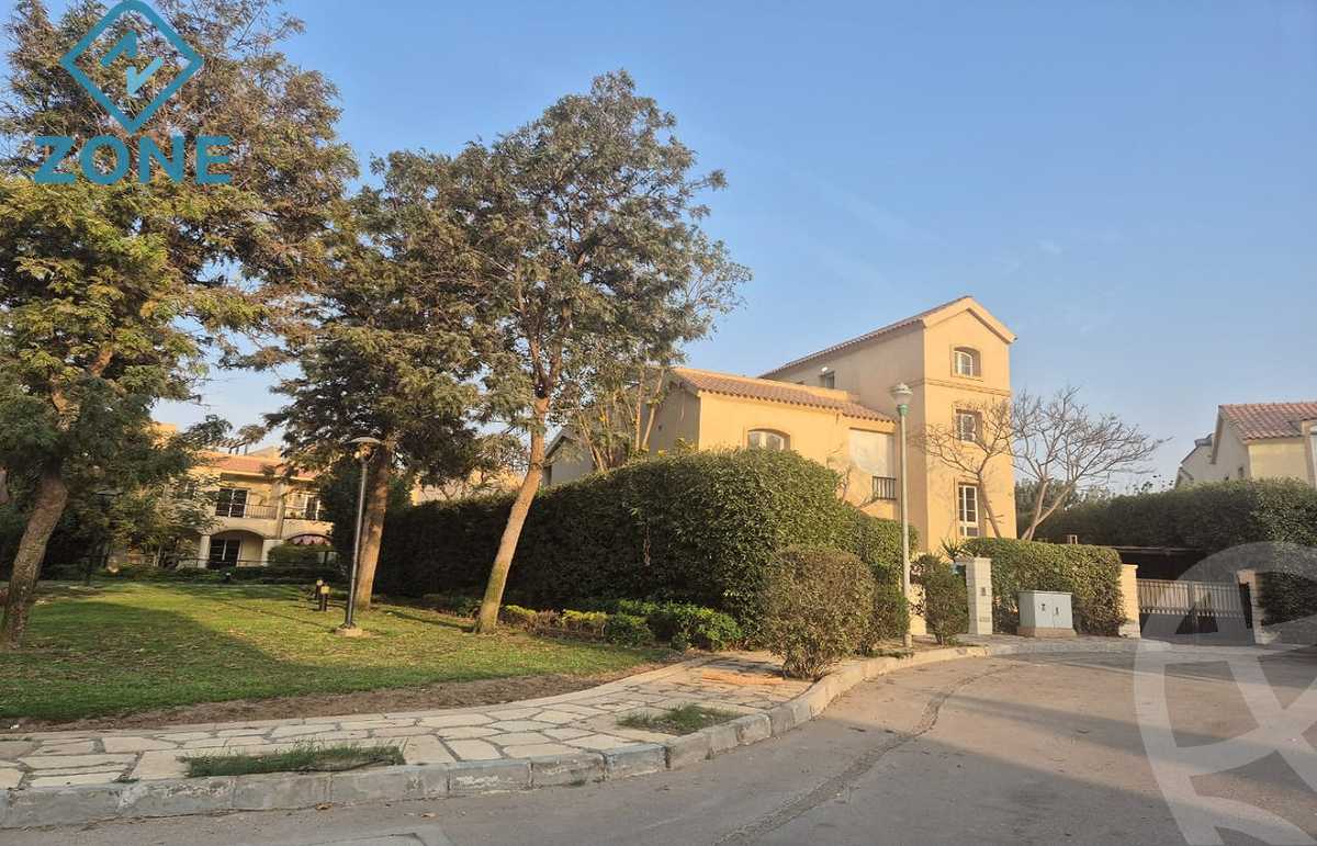 https://aqarmap.com.eg/en/listing/6041734-for-sale-cairo-new-cairo-madinaty-lmntq-lwl-fylt-talaat-mostafa-rd
