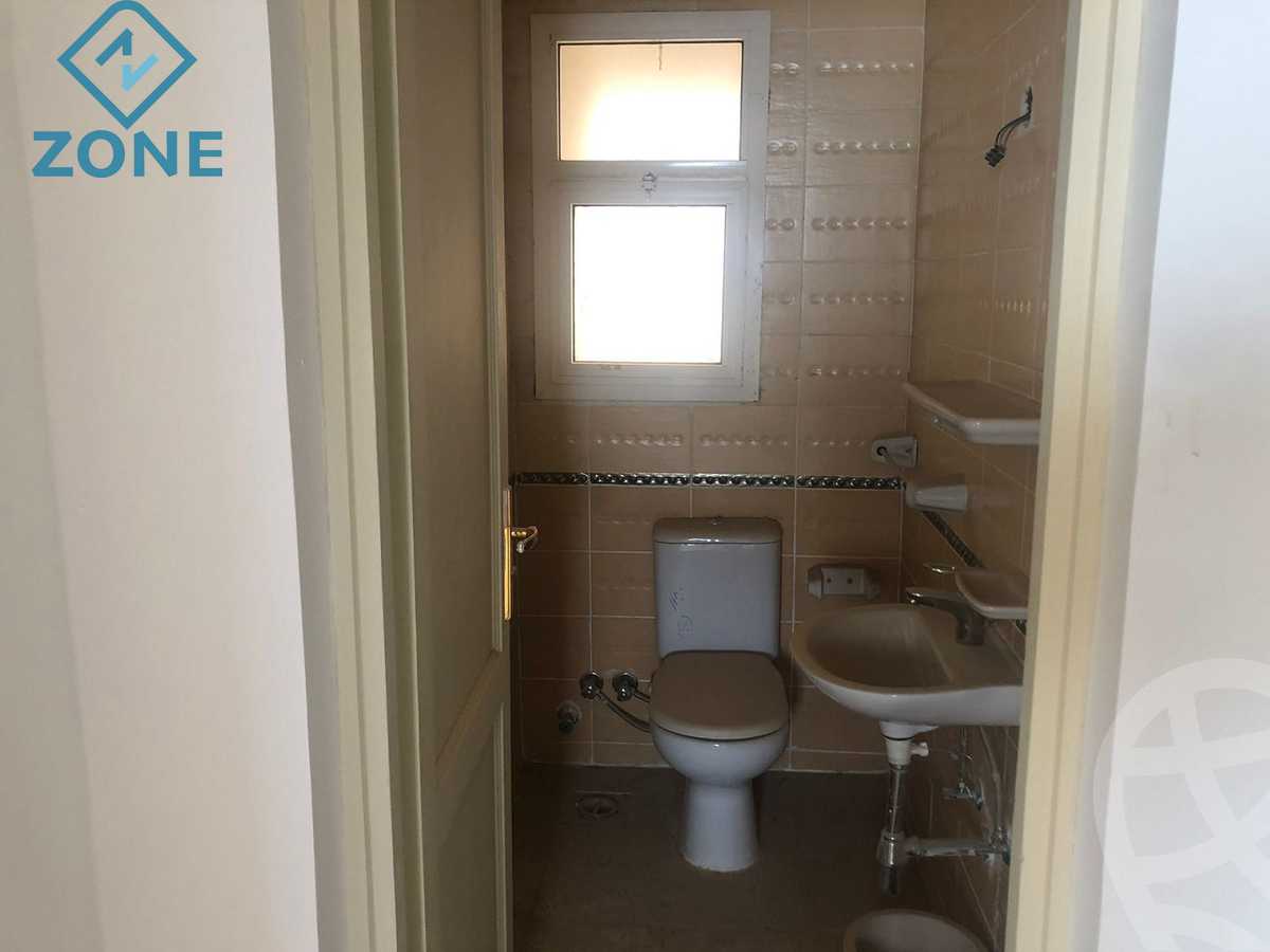 https://aqarmap.com.eg/en/listing/6059174-for-sale-cairo-new-cairo-madinaty-first-zone-buildings-17th-st.