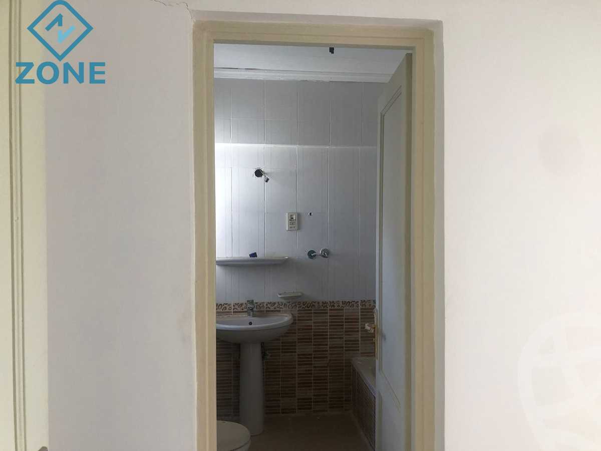 https://aqarmap.com.eg/en/listing/6059174-for-sale-cairo-new-cairo-madinaty-first-zone-buildings-17th-st.