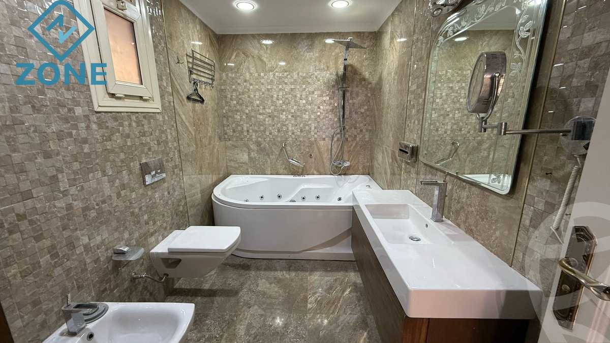 https://aqarmap.com.eg/en/listing/6063401-for-sale-cairo-new-cairo-madinaty-lmntq-lrb-fylt-group-15
