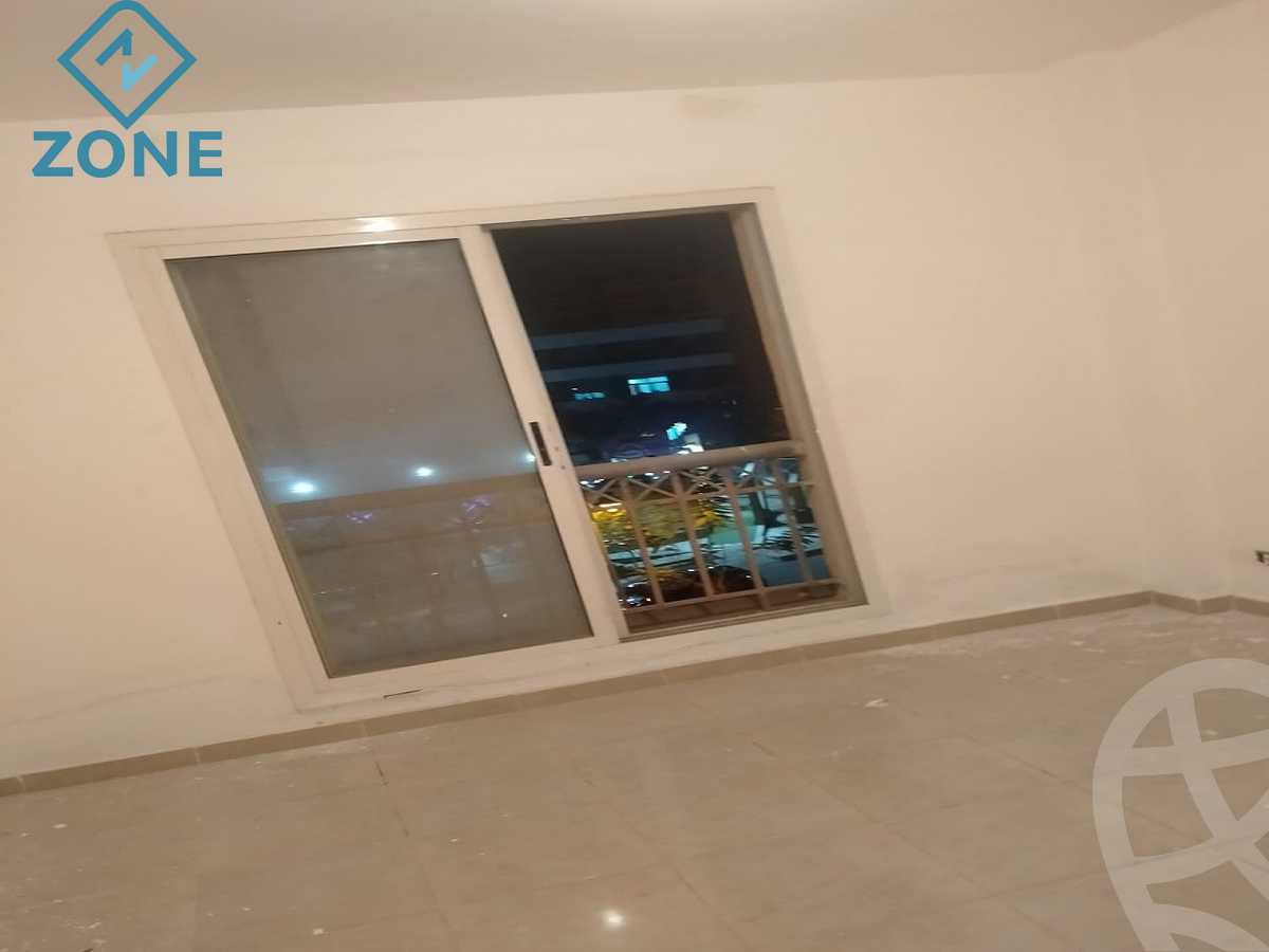 https://aqarmap.com.eg/ar/listing/6074599-for-sale-cairo-new-cairo-madinaty-third-zone-buildings-talaat-moustafa-road