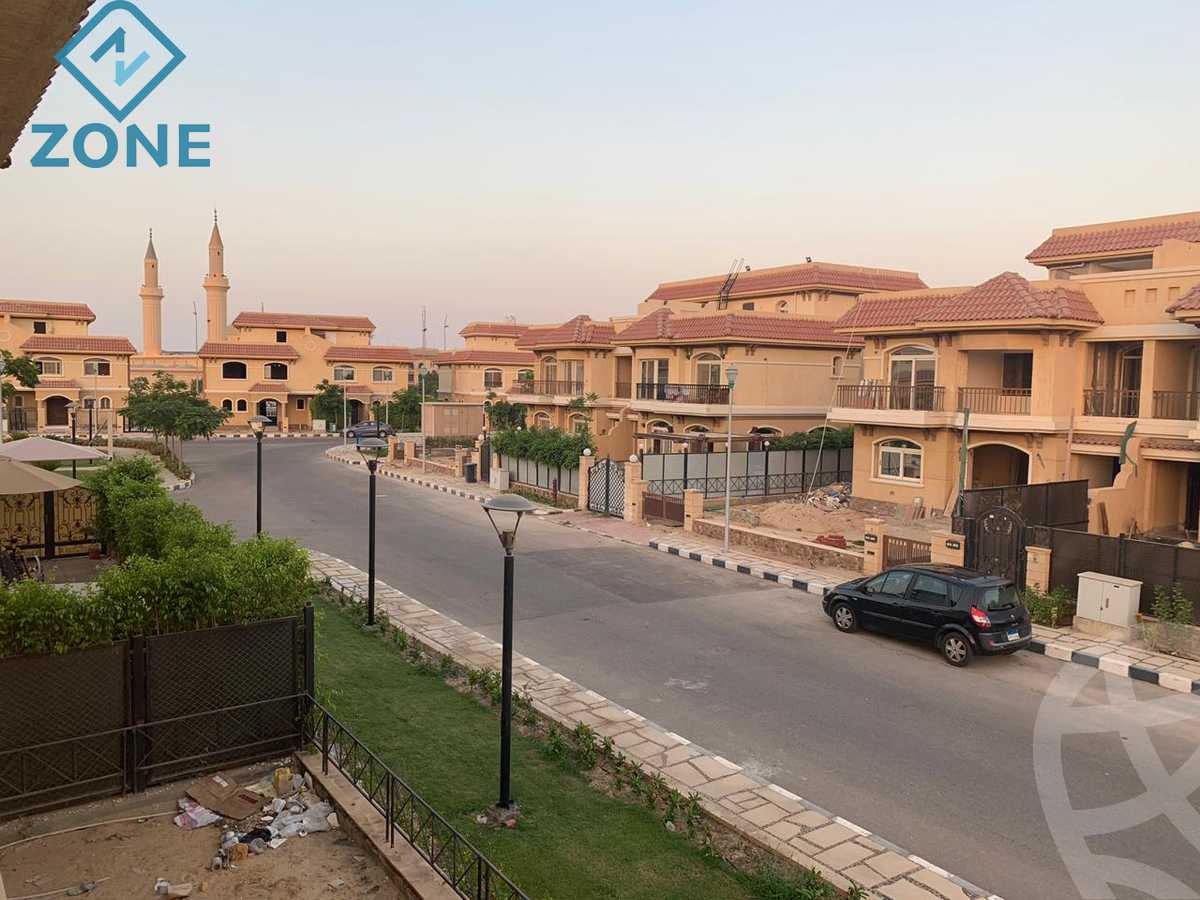 https://aqarmap.com.eg/en/listing/6079901-for-sale-cairo-new-cairo-madinaty-lmntq-lkhms-fylt-group-22