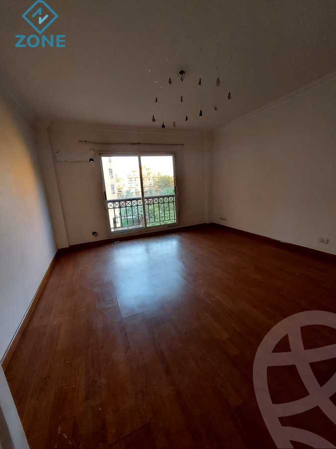 https://aqarmap.com.eg/ar/listing/6106803-for-sale-cairo-new-cairo-madinaty-first-zone-buildings-madinaty-road