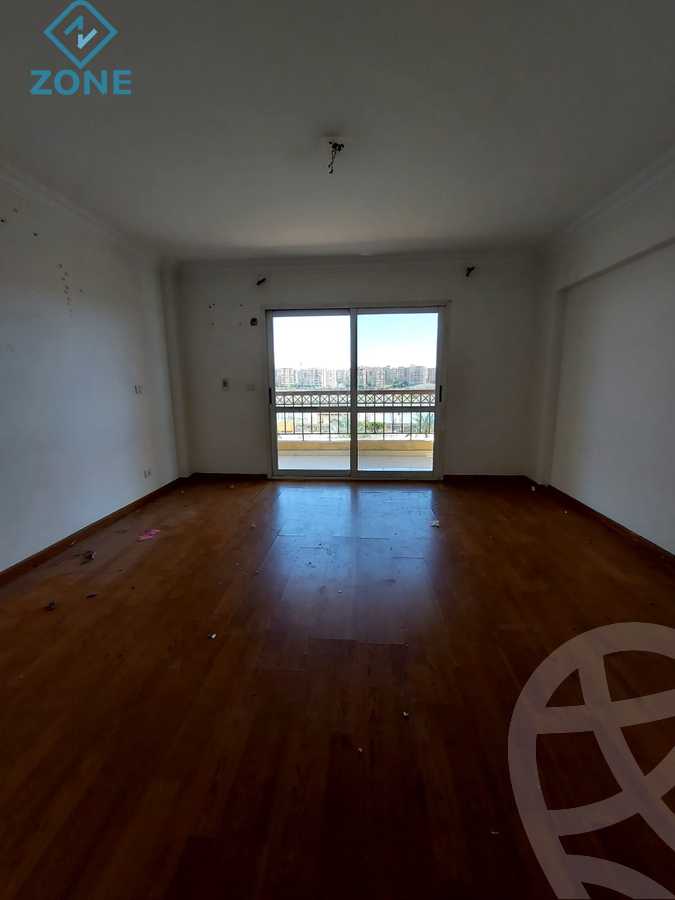 https://aqarmap.com.eg/ar/listing/6132846-for-sale-cairo-new-cairo-madinaty-first-zone-buildings-madinaty-road