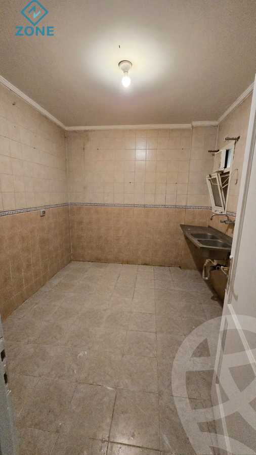 https://aqarmap.com.eg/en/listing/6138153-for-sale-cairo-new-cairo-madinaty-first-zone-buildings-13th-st.