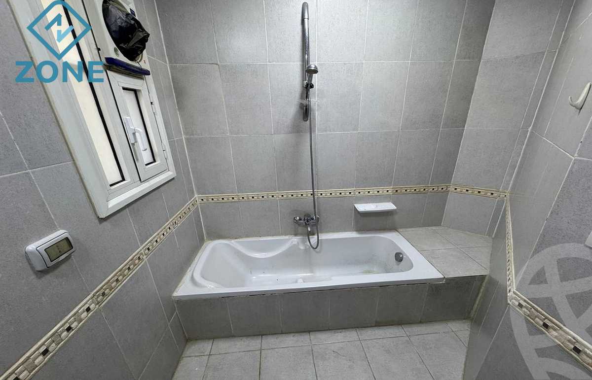 https://aqarmap.com.eg/ar/listing/6138533-for-sale-cairo-new-cairo-madinaty-first-zone-buildings-madinaty-road