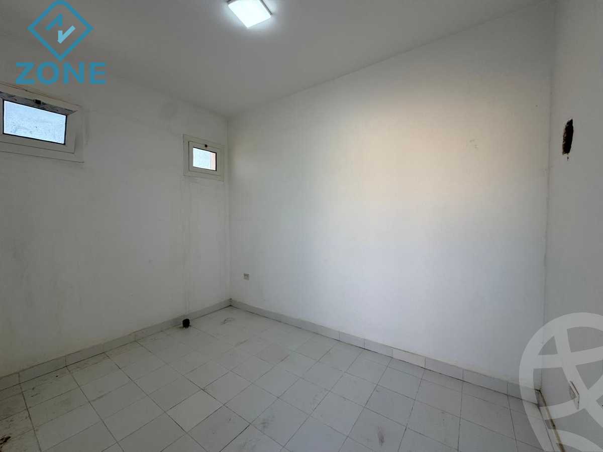 https://aqarmap.com.eg/ar/listing/6138940-for-rent-cairo-new-cairo-madinaty-lmntq-lthnyh-fylt-tryq-tl-t-mstf