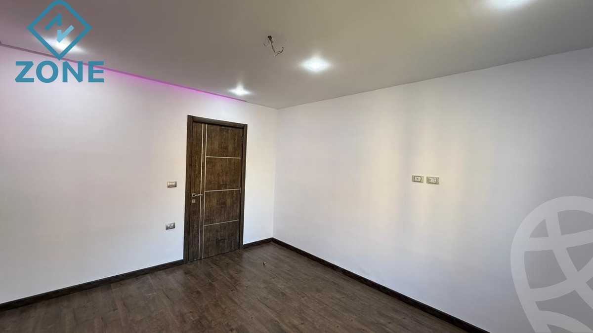 https://aqarmap.com.eg/ar/listing/6140832-for-sale-cairo-new-cairo-madinaty-first-zone-buildings-13th-st.