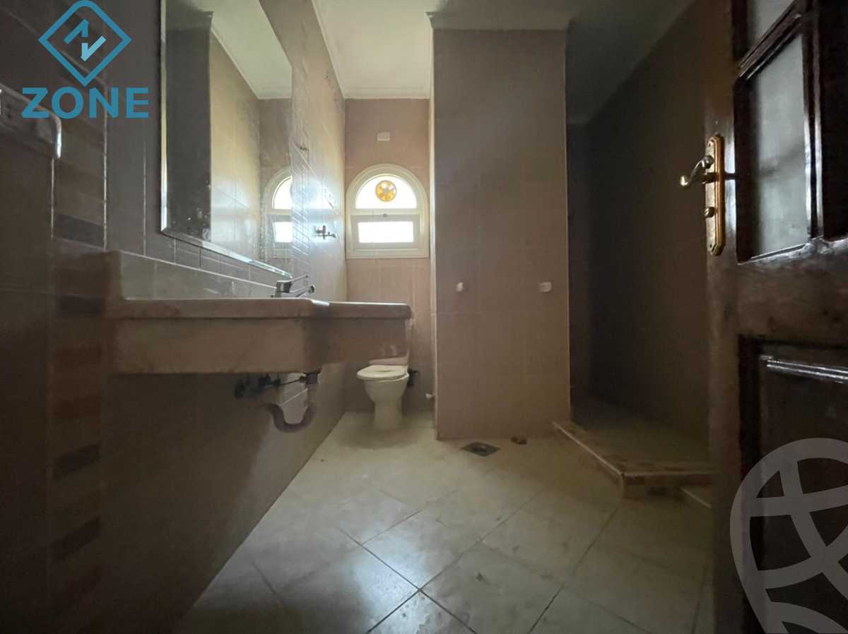https://aqarmap.com.eg/ar/listing/6141116-for-sale-cairo-new-cairo-madinaty-lmntq-lthnyh-fylt-group-10