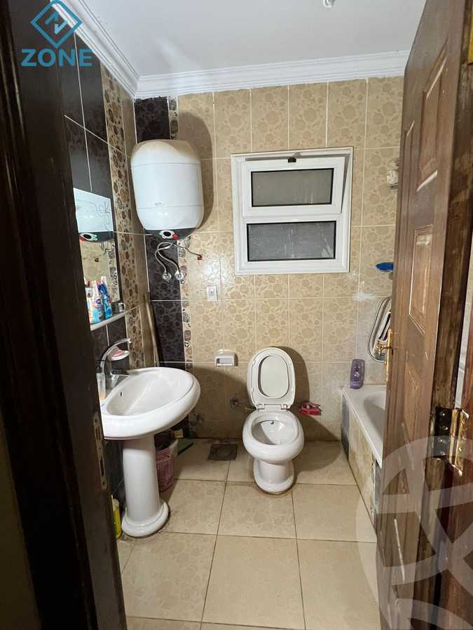 https://aqarmap.com.eg/ar/listing/6146853-for-sale-cairo-new-cairo-madinaty-eleventh-zone-buildings-group-112