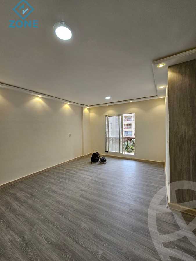 https://aqarmap.com.eg/ar/listing/6154583-for-sale-cairo-new-cairo-madinaty-third-zone-buildings-talaat-moustafa-road