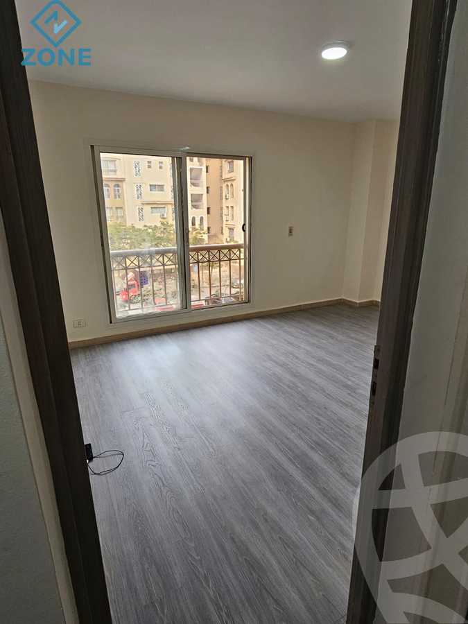 https://aqarmap.com.eg/ar/listing/6155188-for-sale-cairo-new-cairo-madinaty-third-zone-buildings-talaat-moustafa-road