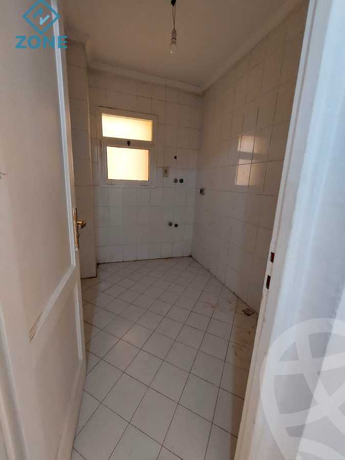 https://aqarmap.com.eg/ar/listing/6157973-for-sale-cairo-new-cairo-madinaty-third-zone-buildings-talaat-moustafa-road