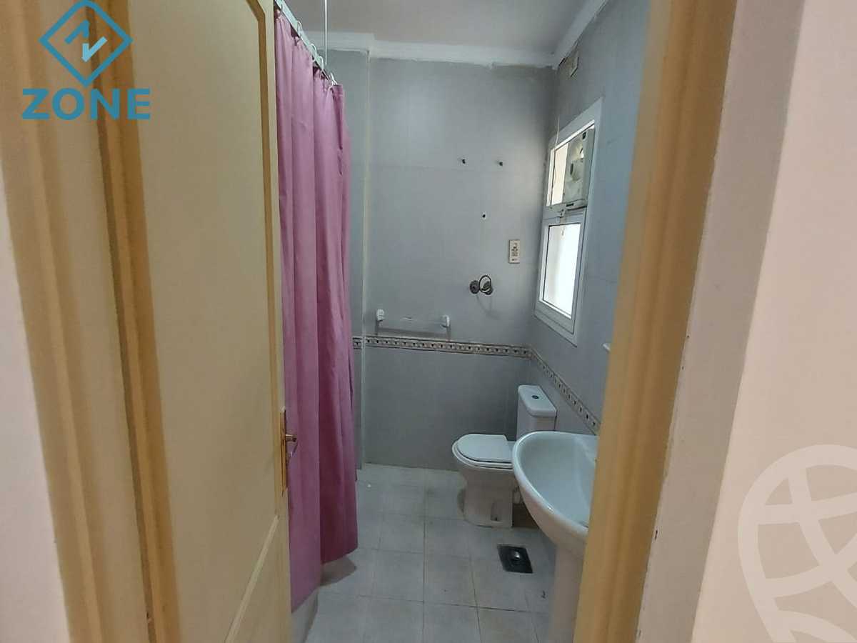 https://aqarmap.com.eg/ar/listing/6162296-for-sale-cairo-new-cairo-madinaty-first-zone-buildings-madinaty-road