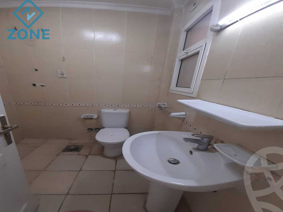 https://aqarmap.com.eg/ar/listing/6162331-for-sale-cairo-new-cairo-madinaty-first-zone-buildings-13th-st.