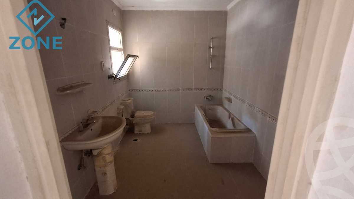 https://aqarmap.com.eg/en/listing/6170127-for-sale-cairo-new-cairo-madinaty-third-zone-buildings-talaat-moustafa-road