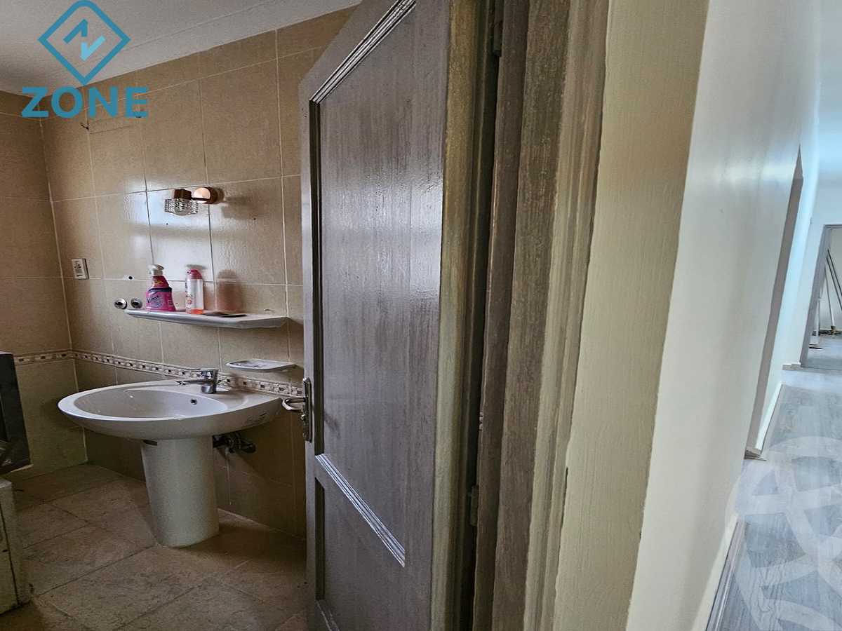 https://aqarmap.com.eg/en/listing/6170481-for-sale-cairo-new-cairo-madinaty-third-zone-buildings-talaat-moustafa-road