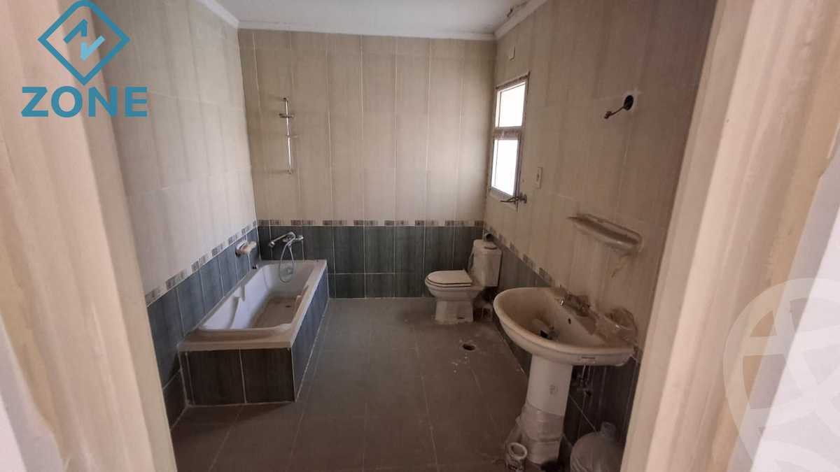 https://aqarmap.com.eg/en/listing/6173353-for-sale-cairo-new-cairo-madinaty-third-zone-buildings-talaat-moustafa-road