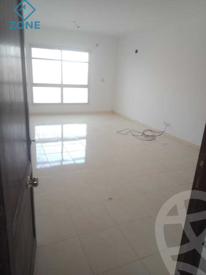 https://aqarmap.com.eg/ar/listing/6177737-for-sale-cairo-new-cairo-madinaty-eleventh-zone-buildings-group-114