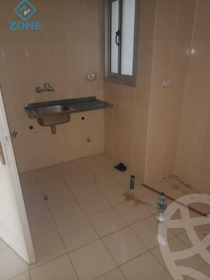 https://aqarmap.com.eg/ar/listing/6177737-for-sale-cairo-new-cairo-madinaty-eleventh-zone-buildings-group-114